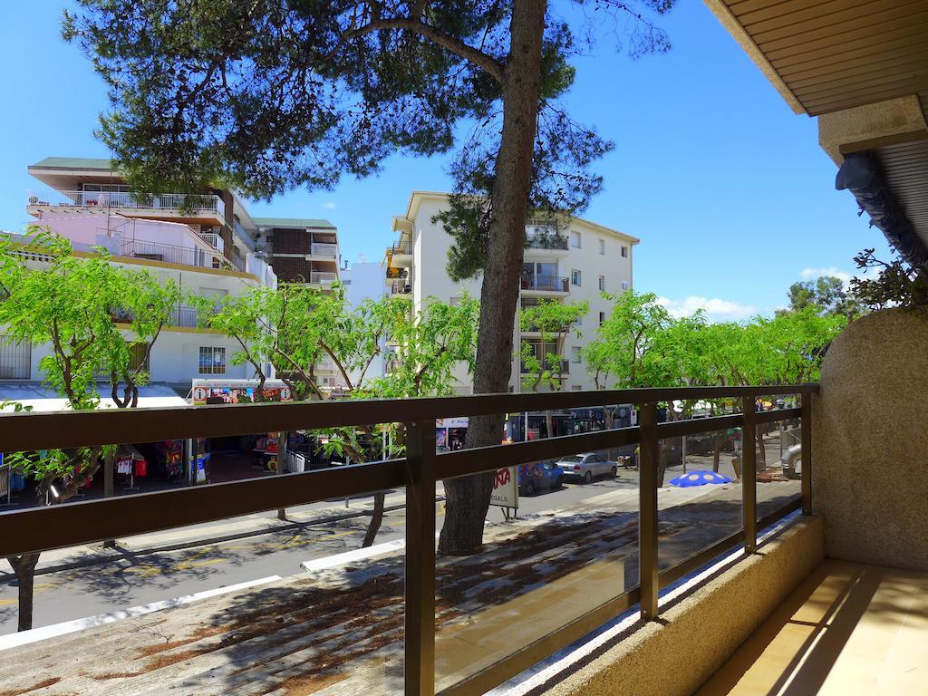 Rentalmar Diplomatic Park سالو الغرفة الصورة